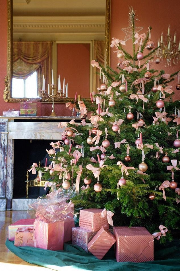 Luxurious Last Minute Gifts for the Ladies in Your Life