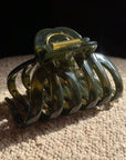 Scalp Hugging Claw Clip