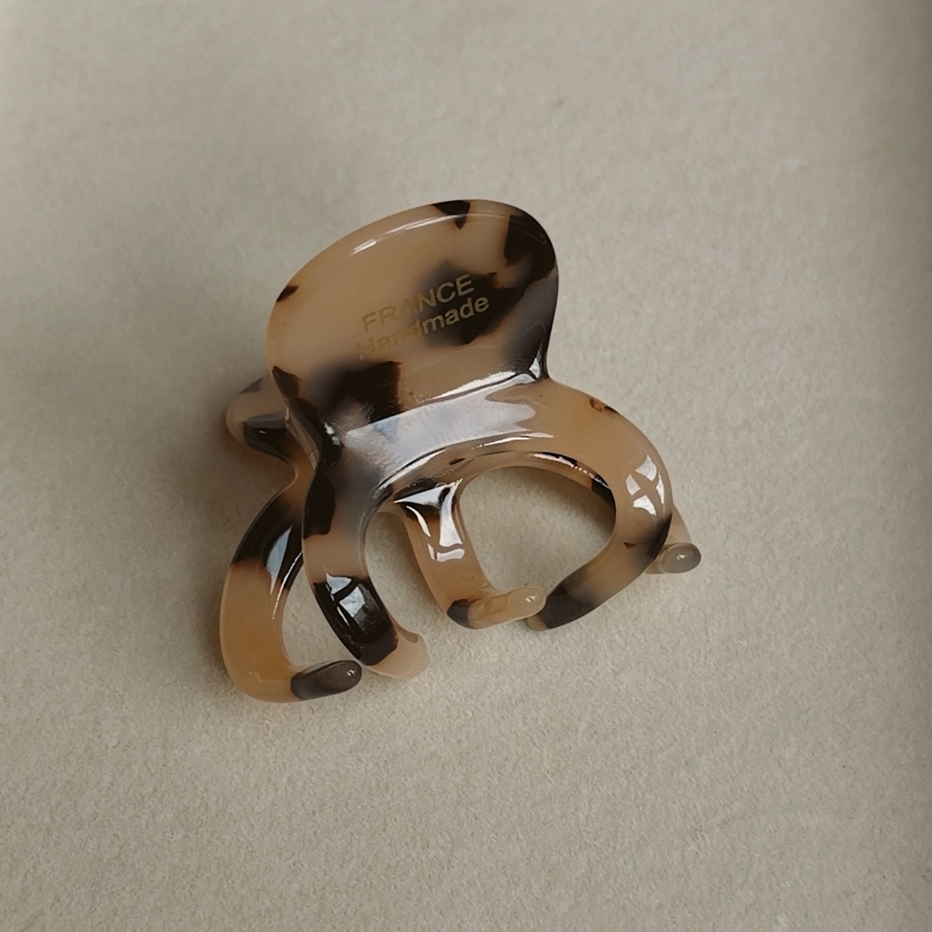 Petite Jelly claw Clips Classic Tortoise